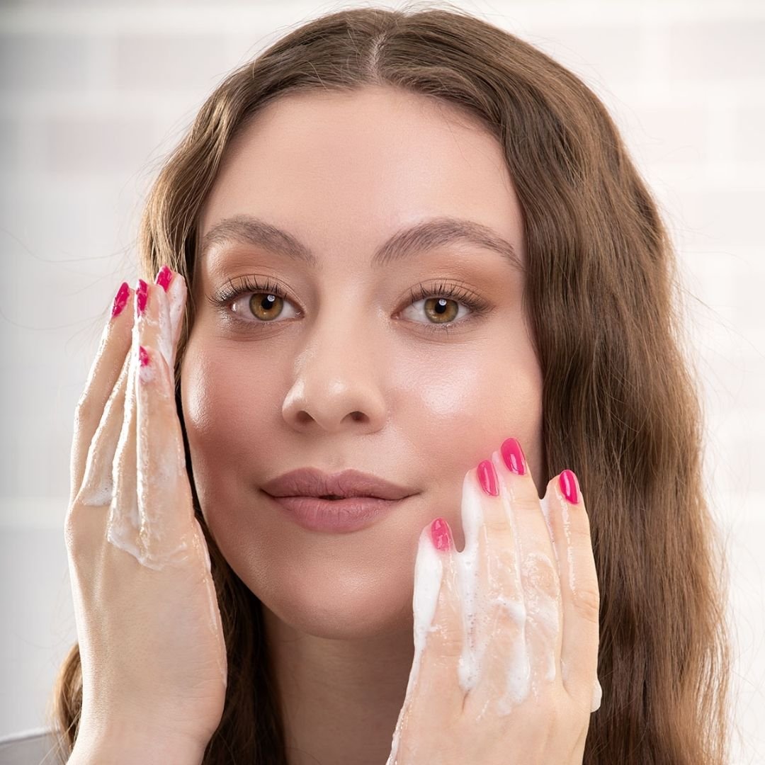 Gel pentru curatarea profunda a tenului, cu BHA, AHA & PHA, Bio:Vegane Legit Beauty, 125 ml - imagine 2