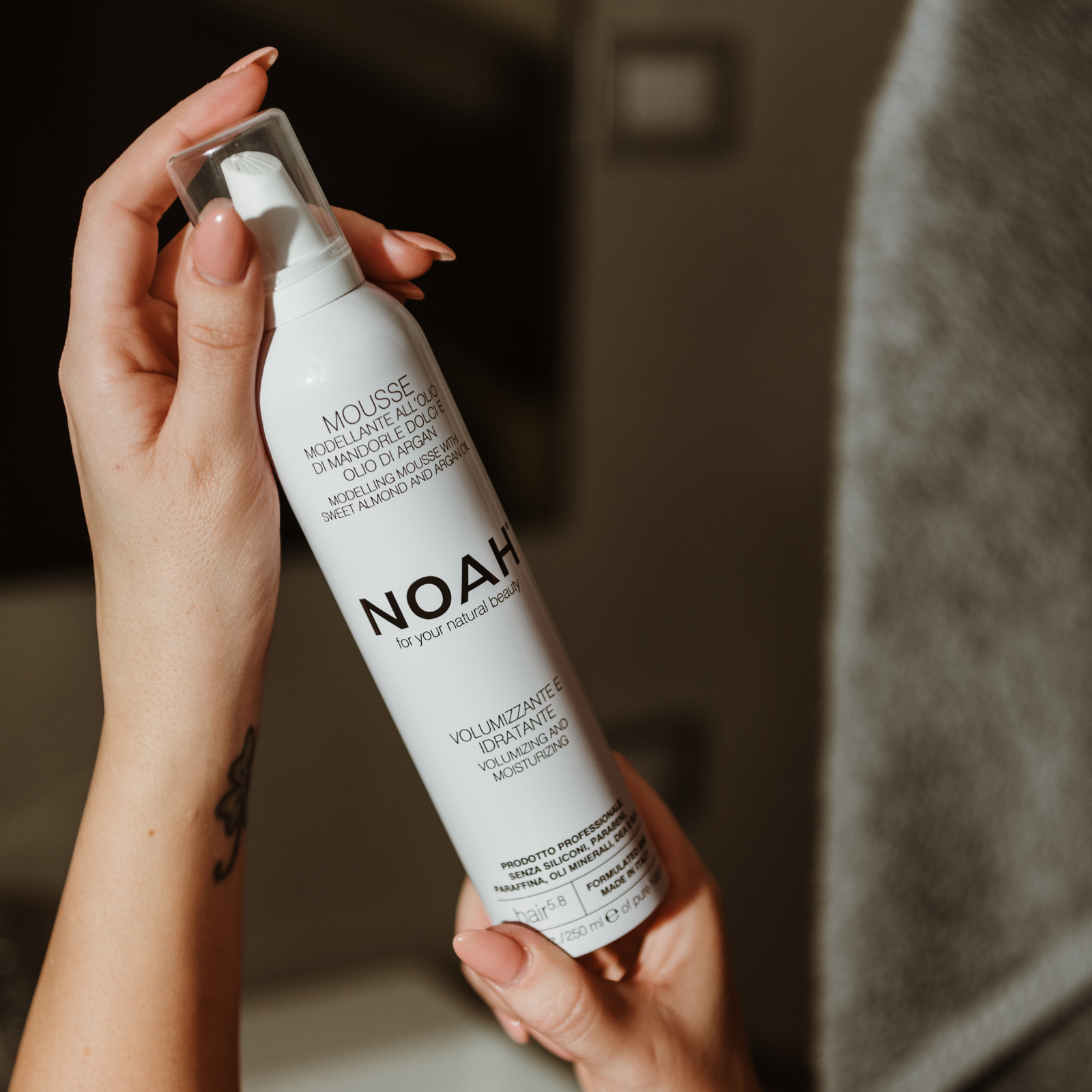 Spuma naturala volumizanta pentru par, cu ulei de argan, Noah, 250 ml - imagine 2