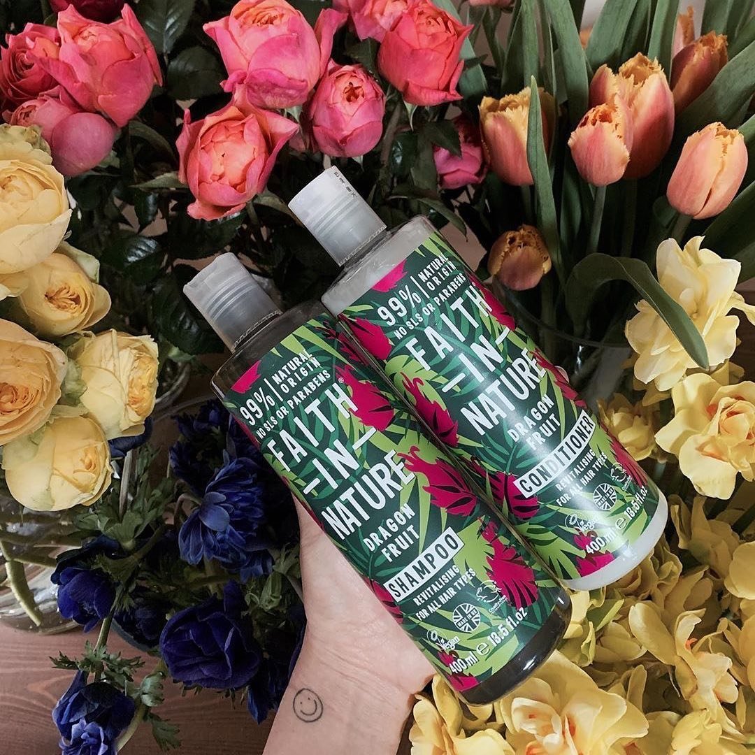 Sampon natural revitalizant cu Fructul Dragonului, pentru toate tipurile de par, Faith in Nature, 400 ml - imagine 2